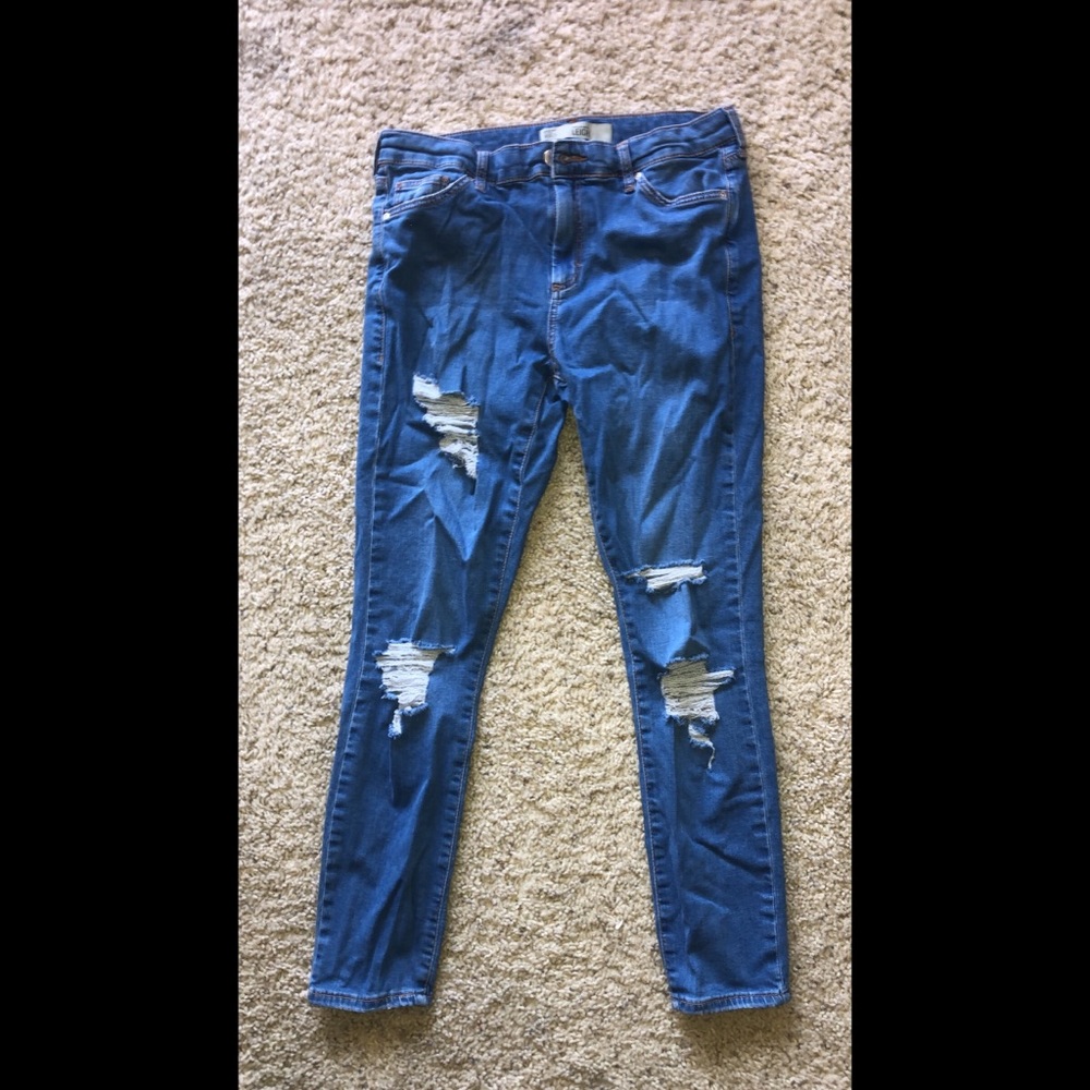 Topshop Moto Leigh Distressed Ankle Skinny Jean 30